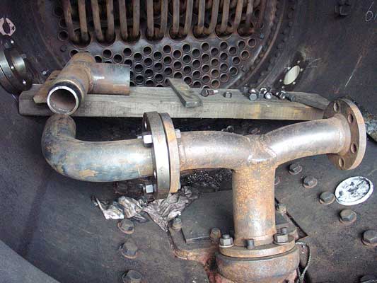 A few bits have now gone back in on the live steam circuit. Most of the pipework is to be new. July 03 2004