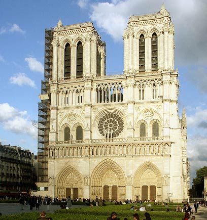 Notre Dame in beautiful evening light. May 25 2003 &copy; Brian Bane