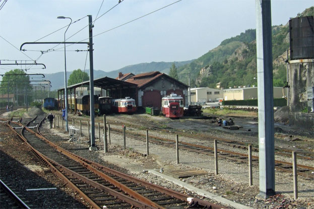Tournon depot is the home of the Vivarais. In the past Le Cheylard was the centre for the system with workshops etc. With no access to Le Cheylard after 1968 the Vivarais, like so many preserved lines, has had to adapt a loco depot to suit all their requirements.
