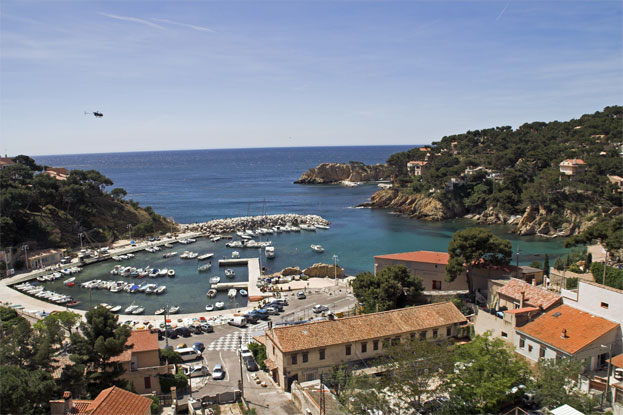 On the coastal section to Miramas we were followed most of the way by a film crew in a helicopter. Here they have backed off for a wide shot across the bay but some of the time the helicopter was virtually on top of us. &copy; Brian Bane