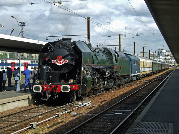 141R 1199 stands at Paris Bercy having brought 'Le Mistral' to a close with some first rate running throughout the trip. Perhaps the highlight was the last 155 km in from Laroche?