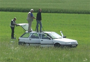 No ladder? No problem, use your car!