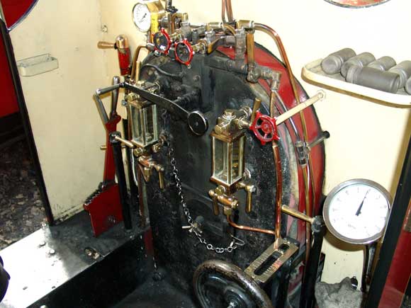 The right hand gauge frame is new. Previously there were a set of test cocks. June 10 2005 