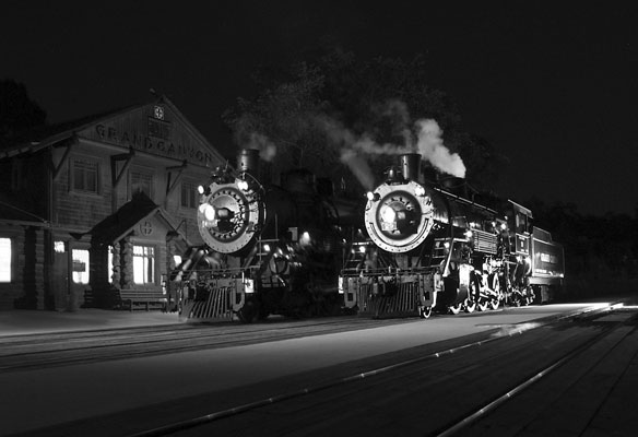 4960 (left) and 29 at Grand Canyon depot. October 2005. � Grand Canyon Railway 