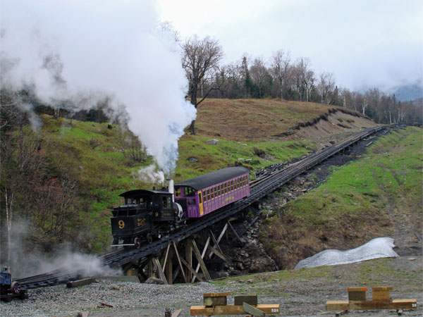 In contrast to the photo above this image from May 2006 shows No.9, then on test, setting off smokelessly. Smoke free combustion continues all the way to the summit in normal service. © Nigel Day