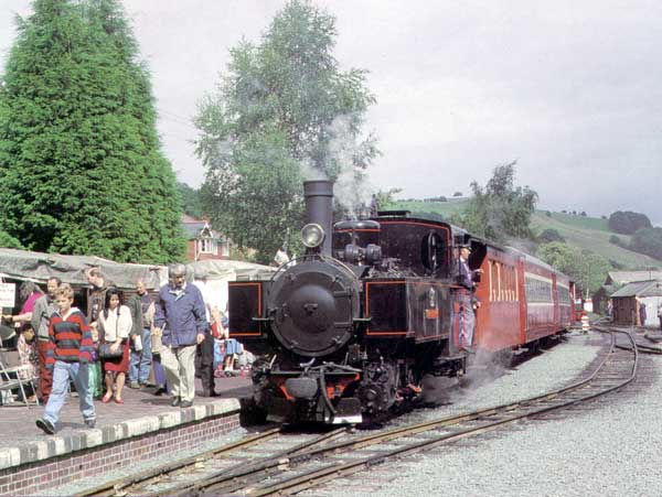 No 10 drifts into Llanfair station (also much improved!) on 4 September, during the Enthusiasts' Gala Weekend. © Peter Johnson No 10 drifts into Llanfair station (also much improved!) on 4 September, during the Enthusiasts' Gala Weekend. © Peter Johnson