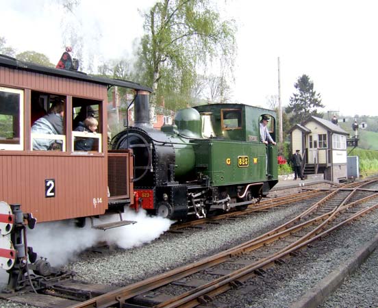 W&LLR No.2, GWR No.823, 'Countess' departs from Llanfair Caereinion. 05 May 2008