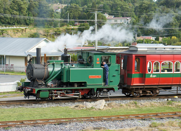 Mount Lyell No.5 runs past the workshop heading for Queenstown station. Mount Lyell No.5 runs past the workshop heading for Queenstown station.