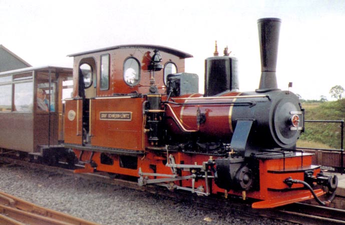 The Arn Jung Graf Schwerin-Lowitz as an oil burner, at Pant station, BMR, 8 August 1993.© Neil Thompson