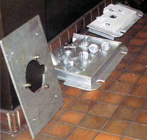Firebox ancillaries for the Arn Jung; the pan plate sections, showing the angled air intakes and the refractory infilling, and the firebox door backing plate.© Shaun McMahon