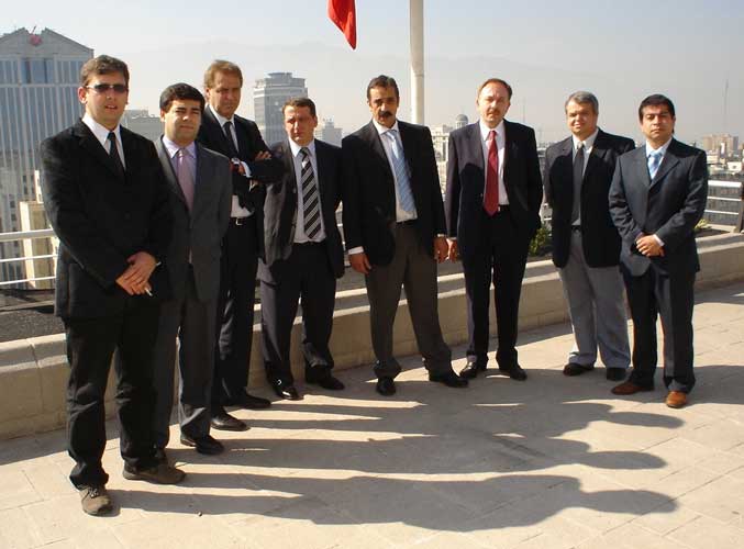 Chilean and  Argentine members of the Bi-National Railway Transport Commission in Santiago de Chile. 21 April 2006. Courtesy of Pablo Vidal Leal