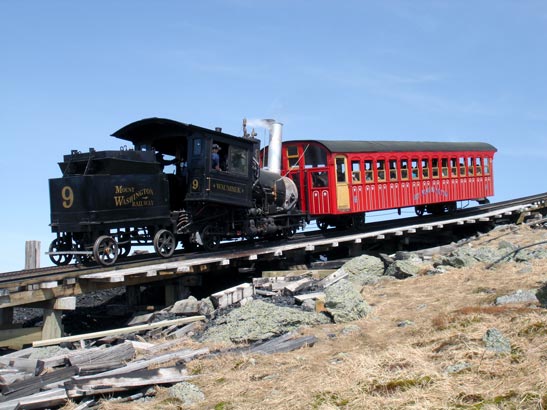 A hot and sunny day on the Cog. No.9, in liquid fuel configuration rests near the summit. 28 May 2006. © N.A.H. Day