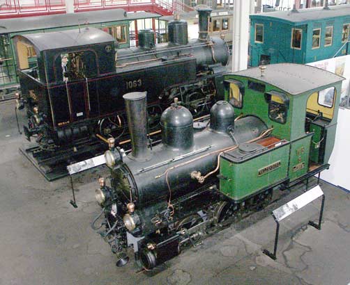 Brunig line No.1063 is to the rear whilst in the foreground is G3/3 No.6 'Waldenburg'. October 4 2003