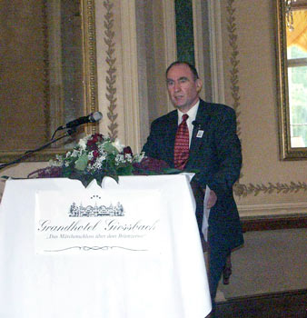 5AT project leader Dr Alan Fozard presents 'Making the commercial case for the 5AT'. October 6 2003