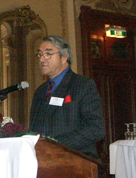 David Morgan at the opening of the congress. October 6 2003