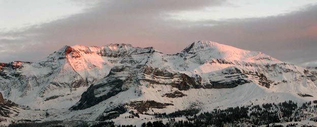 The views from Planalp are lovely and are enhanced by the colours of the sunset. October 6 2003