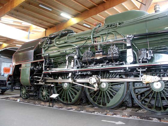 Compared to the likes of the 240Ps and 242A1 the 241Ps were not the tidiest looking loco with pipework everywhere and the reversing gear is very prominent. Also visible in this view are parts of the ACFI type feedwater heating system. May 30 2003