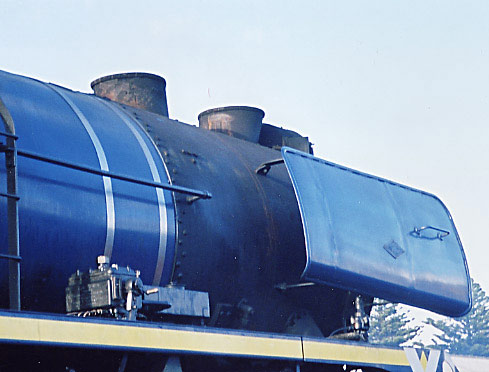 The double Lempor chimneys. September 2001.