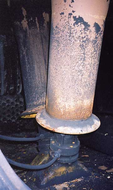 Inside the smokebox of R766 clearly showing the converging/diverging arrangement of the Lempor blast pipes. May 2001.
