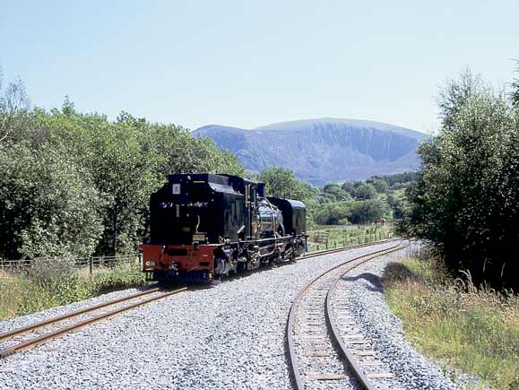 NGG16 Class NG143 runs round at Waunfawr. July 12 2003