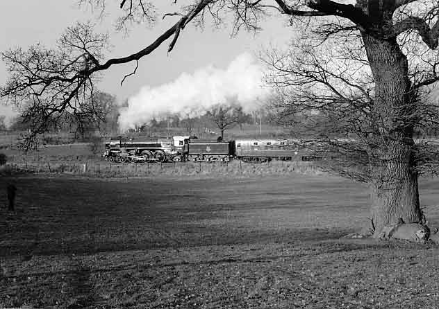 70000 Britannia climbing Hatton bank. December 20 1993