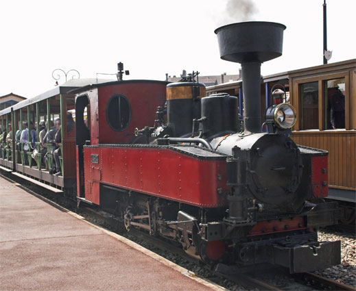 Henschel No.15526 at Le Creusot. Henschel No.15526 at Le Creusot.