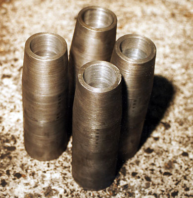 The first part of the construction process involves turning the internal and external dimensions of the steel bar to the specified dimensions.© Nigel A. H. Day