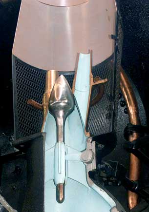 A closer view of the blast arrangement with the choke than can be raised and lowered. October 9 2003