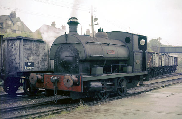 No.1950 a R4 0-4-0st, named 'Bradley' at Northfleet Deep Water Wharf & Storage Company in Kent. 21 September 1963 © Geoff Plumb No.1950 a R4 0-4-0st, named 'Bradley' at Northfleet Deep Water Wharf & Storage Company in Kent. 21 September 1963 © Geoff Plumb