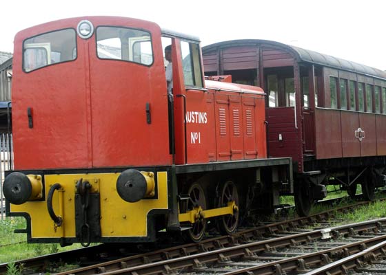 No.5003 in service on the Middleton Railway. May 29 2004. © Andrew Johnson No.5003 in service on the Middleton Railway. May 29 2004. © Andrew Johnson