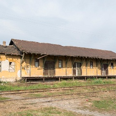 DSC2998  The dilapidated goods shed at Oraviţa. : Romania