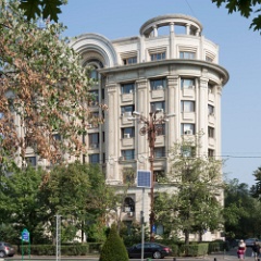 DSC4403  An end building on Bulevardul Unirii. : Romania. Bucharest